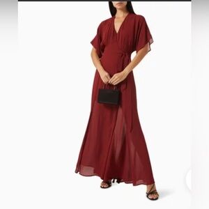 Reformation “Winslow “ A-line Shirt sleeve V-Neck Pleated Red Sash Midi Dress XS